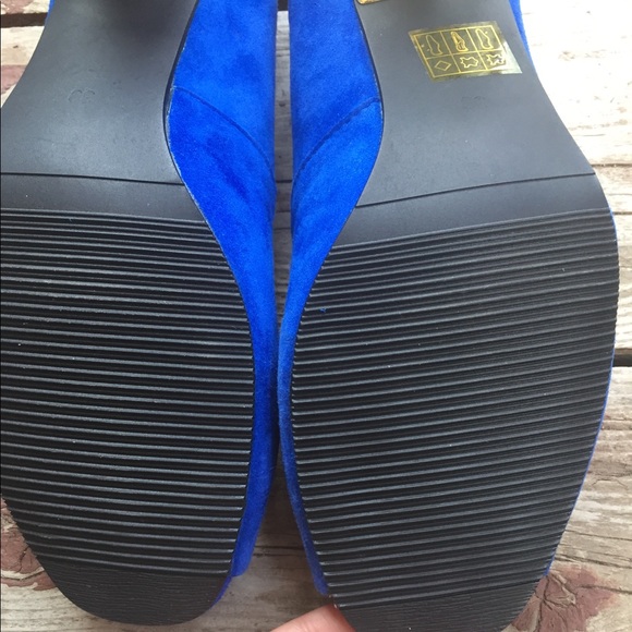 Blue suede high heels - Picture 9 of 9